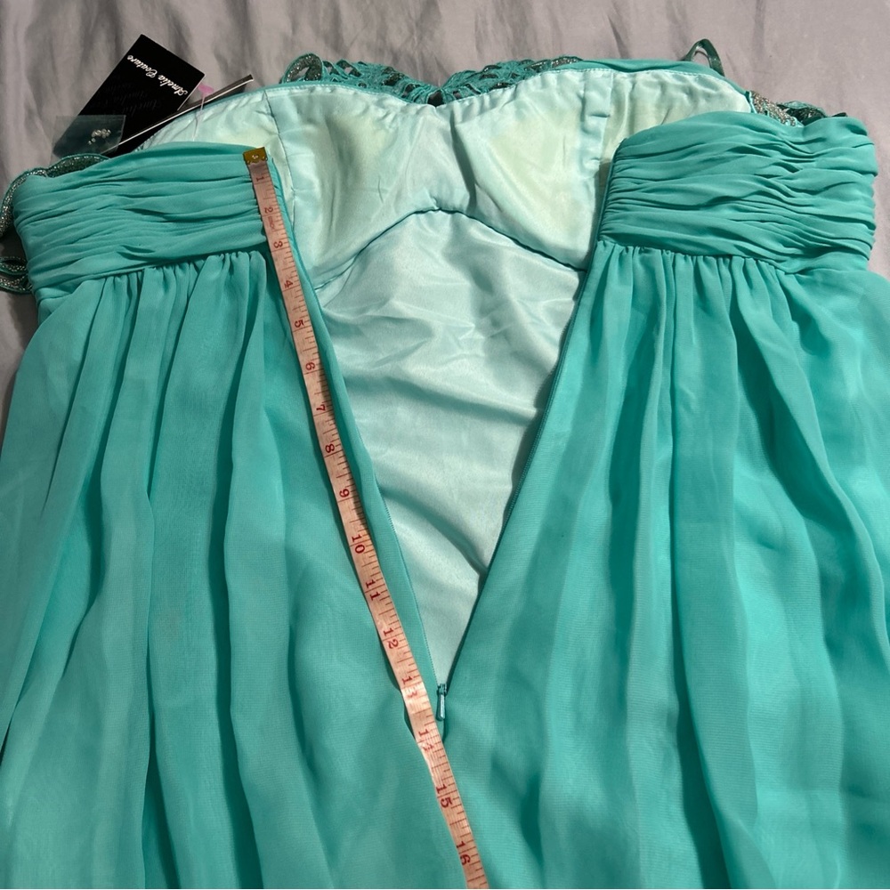 Amelia Couture Long Dress‎ | Green | Size 12 | NWT | D2 - Picture 13 of 14